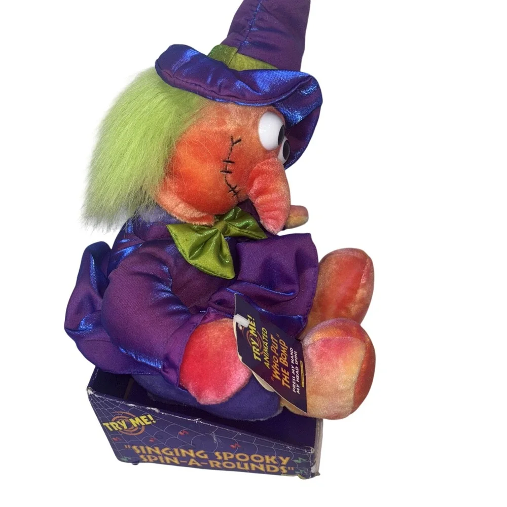 Vintage DanDee Sing Spooky Spin-Rounds Animated Halloween Witch Plush Decor RARE